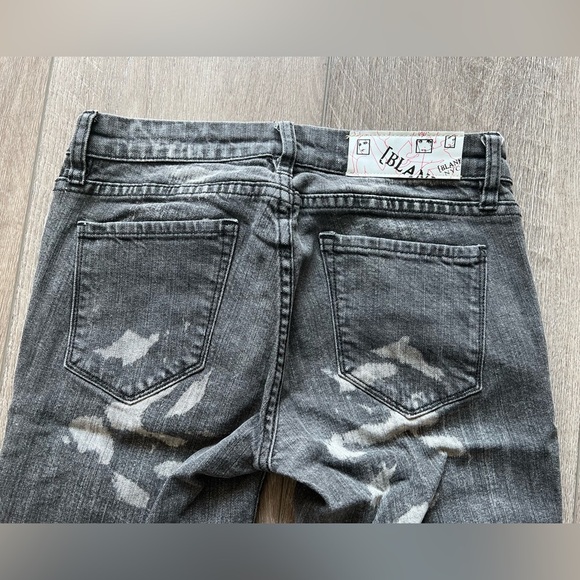 Blank NYC Bleach Embellished Zipper Skinny Jeans Size 27 - Picture 6 of 8